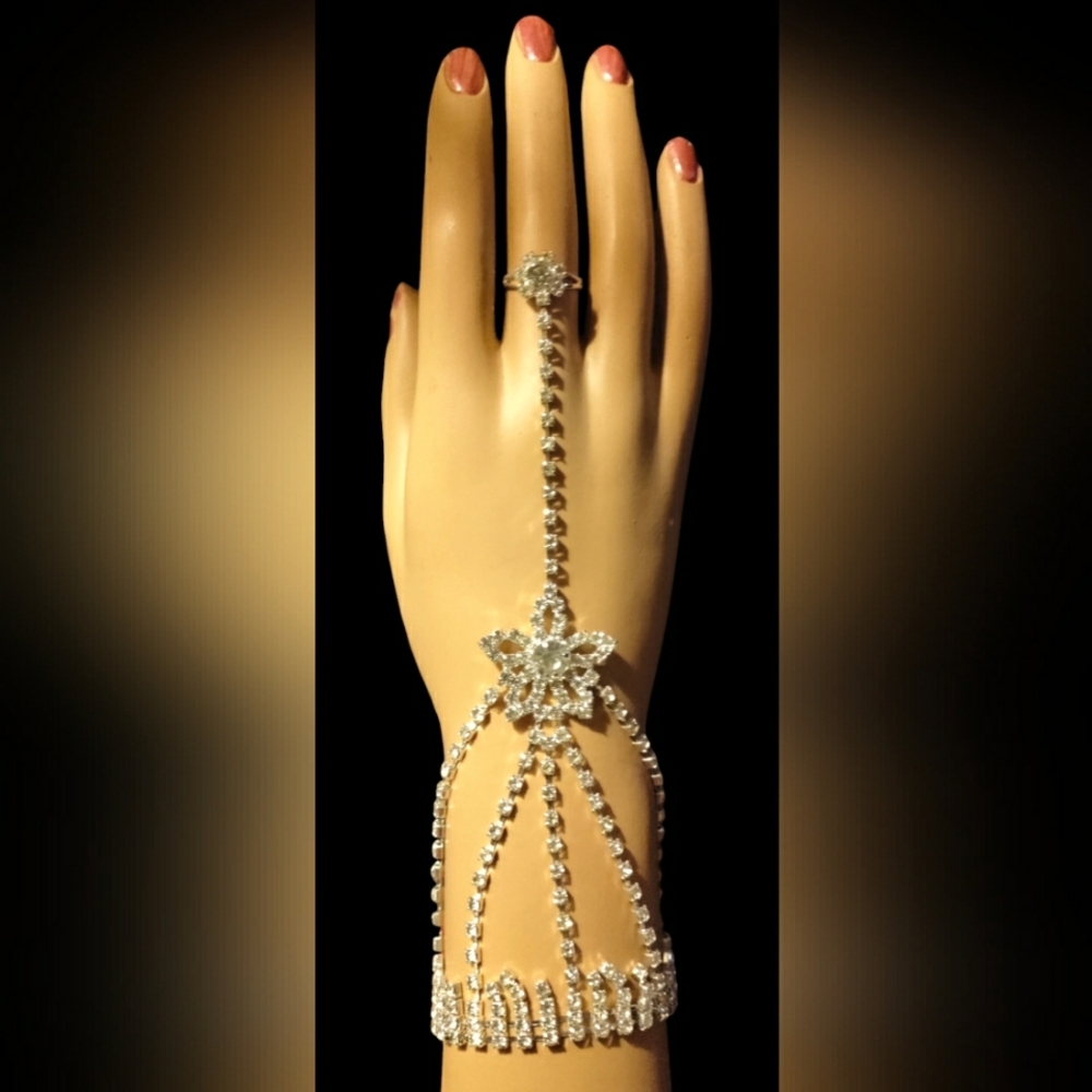 Hand and Chain Bracelet